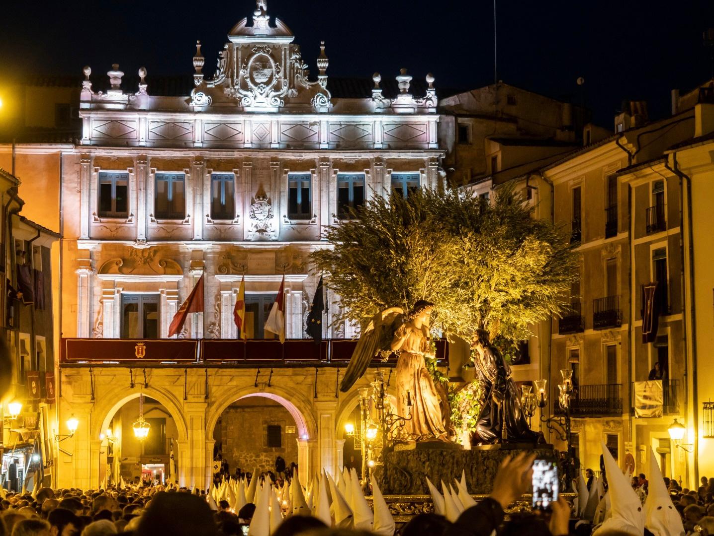 Reserva tu alojamiento en Cuenca para Semana Santa